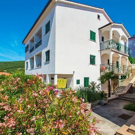 6464a Apartamento