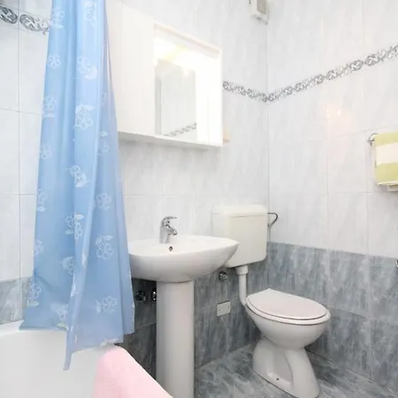 6464a Apartamento